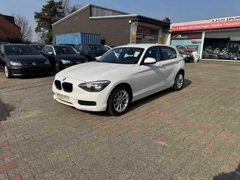 Weiß Gebraucht 2014 BMW 116 Advantage Kleinwagen | 7.990 € (Fairer Preis) - Bild 1/4