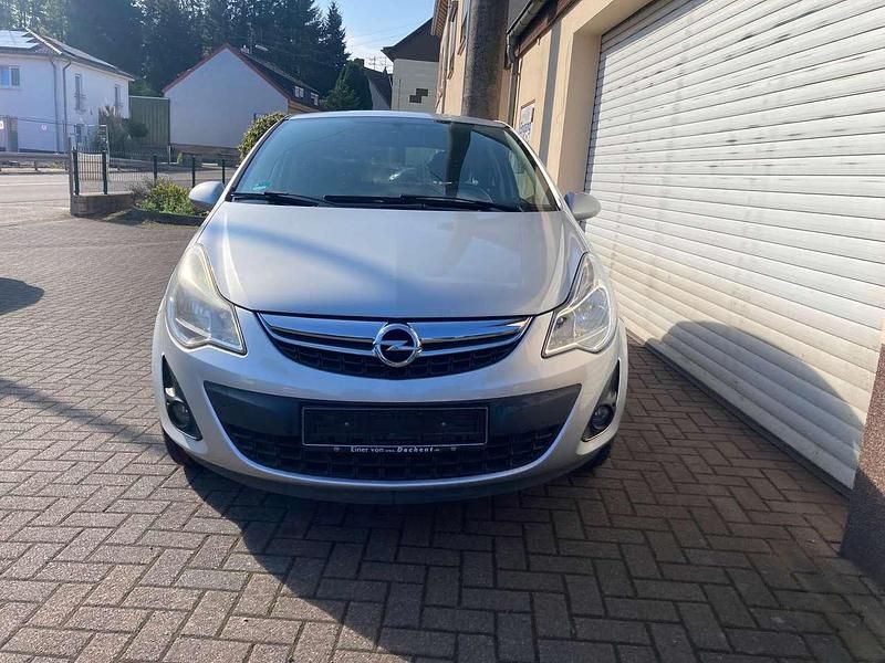 Silber Gebraucht 2012 Opel Corsa Edition Limousine | 2.490 € (Guter Preis) - Bild 1/4