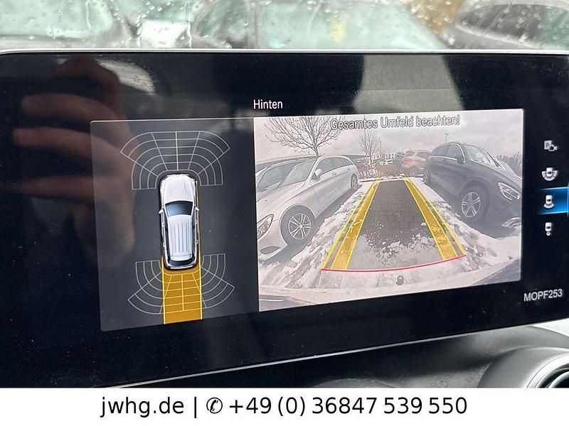 Gebraucht Mercedes GLC300e 320 PS (235 kW) 2021 Weiß SUV