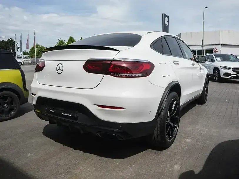 Gebraucht Mercedes GLC400d AMG 330 PS (242 kW) 2023 Weiß SUV
