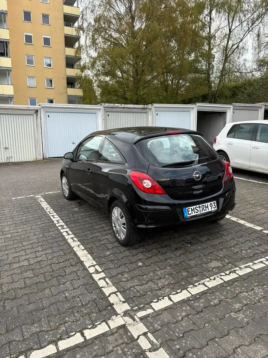 Usado Opel Corsa 80 HP (58 kW) 2009 Preto Citadino