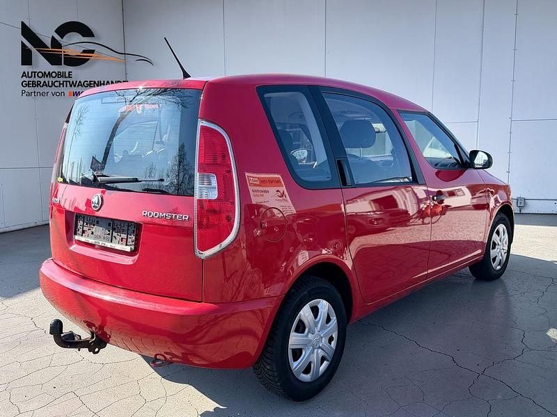 Gebraucht Skoda Roomster Plus Edition 86 PS (63 kW) 2014 Rot Van / Kleinbus