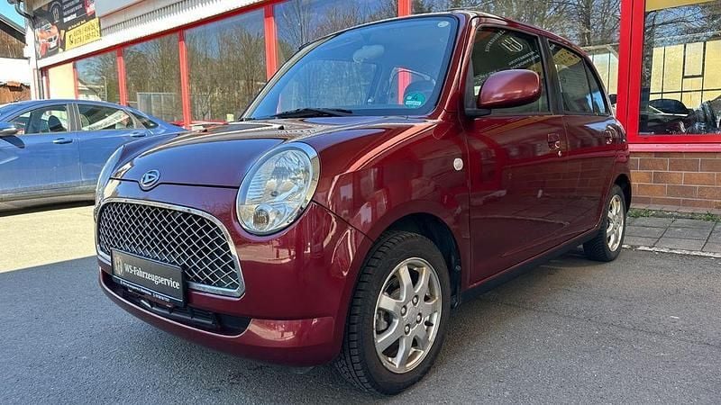 Gebraucht Daihatsu Trevis 58 PS (42 kW) 2007 Rot Kleinwagen