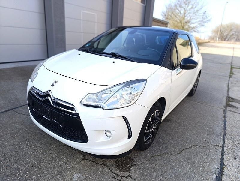 Gebraucht Citroën DS3 95 PS (69 kW) 2010 Weiß Kleinwagen