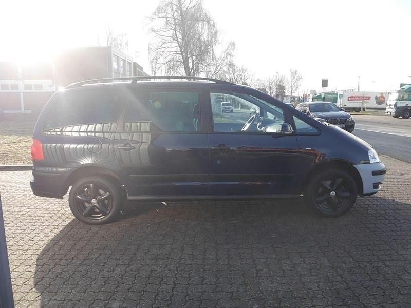 Gebraucht VW Sharan Trendline 150 PS (110 kW) 2006 Blau Van / Kleinbus