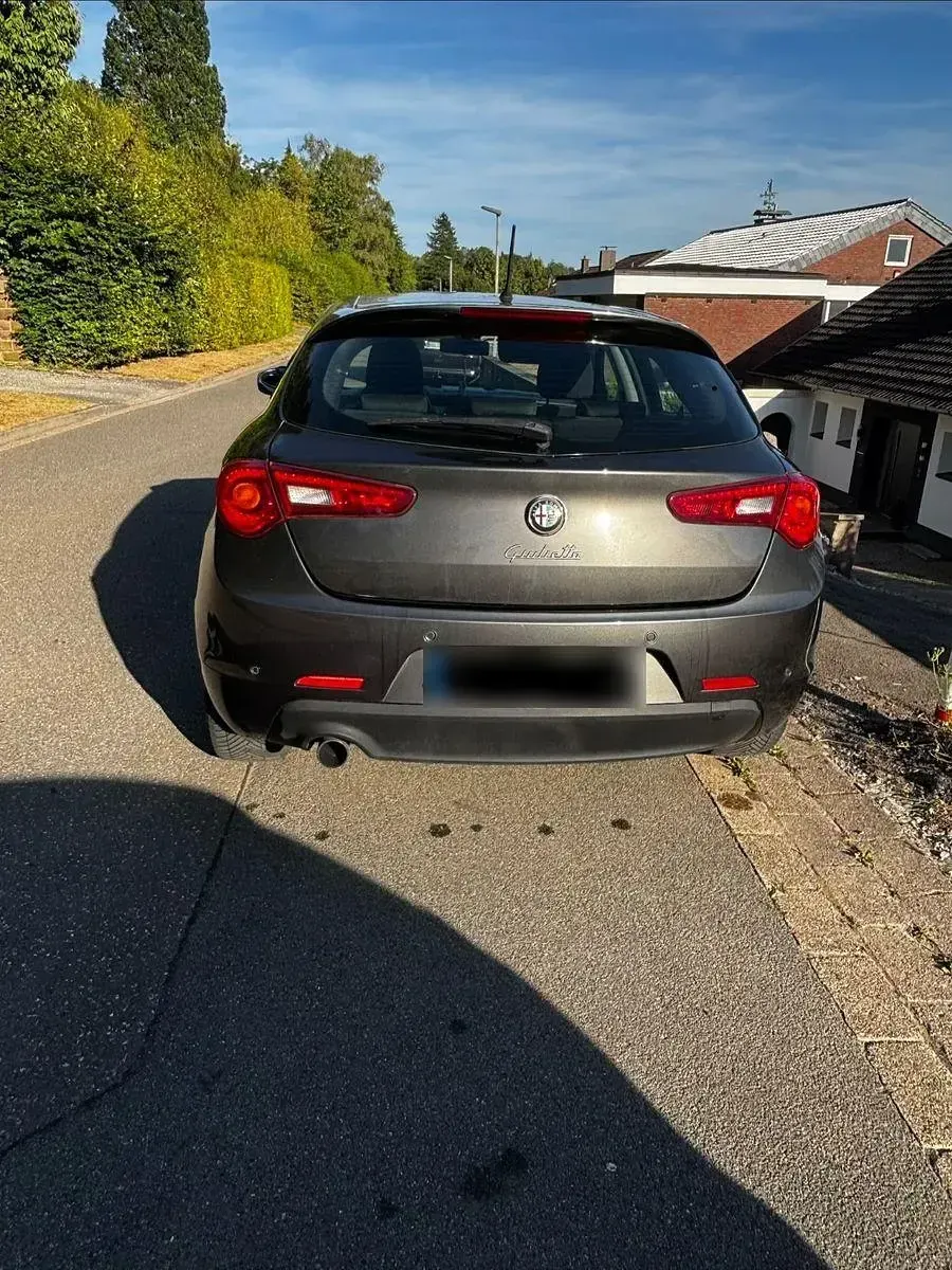 Gebraucht Alfa Romeo Giulietta 120 PS (88 kW) 2011 Kleinwagen