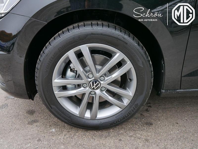 Neu VW Touran Comfortline 150 PS (110 kW) 2026 Van / Kleinbus