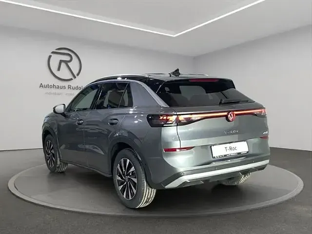 Neu VW T-Roc Style 150 PS (110 kW) 2026 Grau SUV