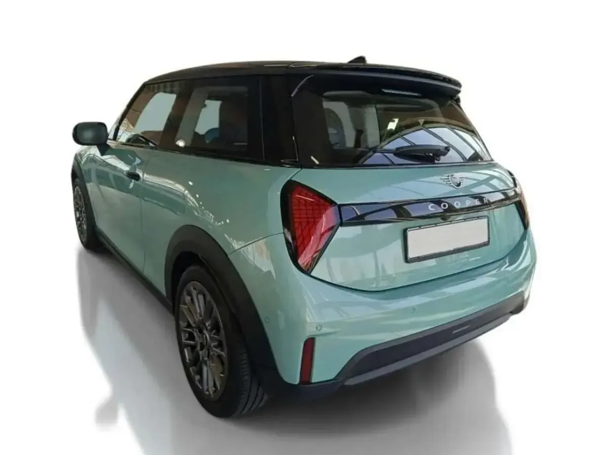 Gebraucht Mini Cooper S Coupé Classic 204 PS (150 kW) 2024 Grün Coupé