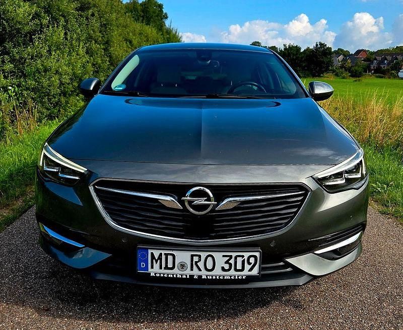 Gebraucht Opel Insignia Ultimate 170 PS (125 kW) 2018 Grau Limousine