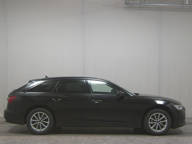 Brillantschwarz Gebraucht 2021 Audi A6 Ambiente Kombi | 25.480 € (Guter Preis) - Bild 1/4