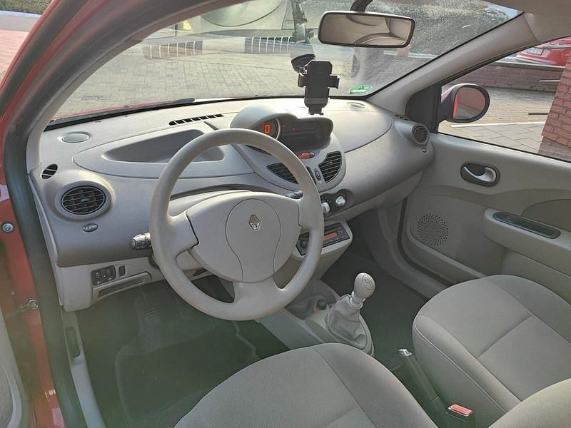Gebraucht Renault Twingo 75 PS (55 kW) 2009 Rot Kleinwagen