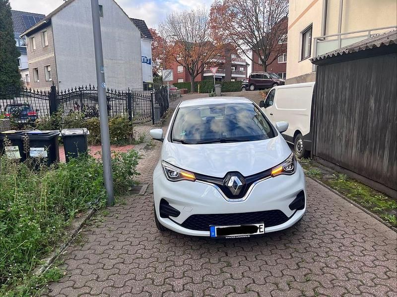 Gebraucht Renault Zoe Experience 100 kW (136 PS) 2021 Weiß Kleinwagen