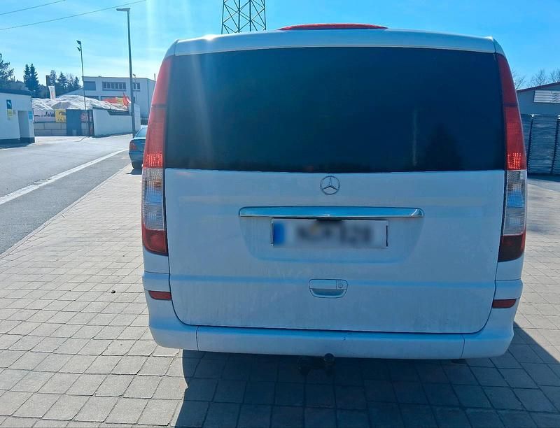 Second-hand Mercedes Vito 95 CP (69 kW) 2010 Alb