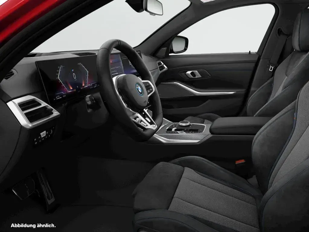 Gebraucht BMW 330e Comfort Edition 292 PS (214 kW) 2025 Kombi