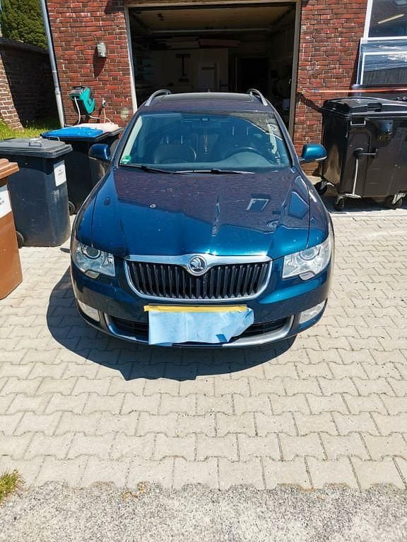 Gebraucht Skoda Superb Elegance 260 PS (191 kW) 2012 Grün Kombi