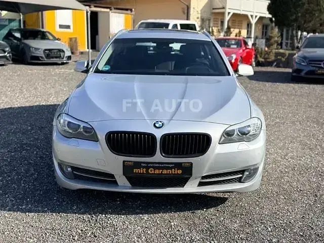 Usata BMW 520 184 CV (135 kW) 2012 Argento Station wagon