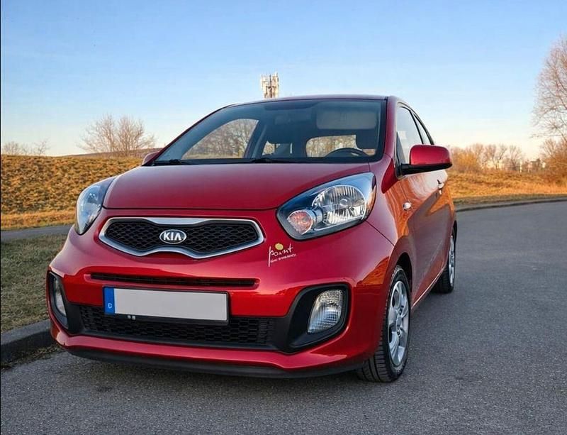 Second-hand Kia Picanto 69 CP (50 kW) 2013 Roșu Hatchback