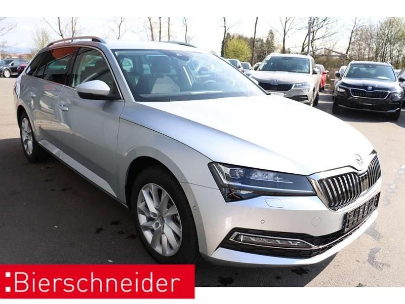 Gebraucht Skoda Superb Style 150 PS (110 kW) 2024 Grau Kombi
