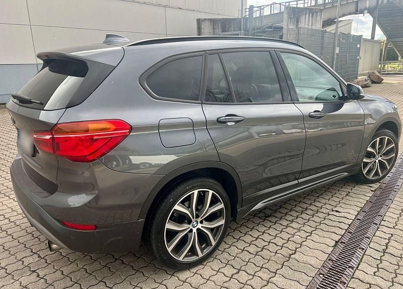 Second-hand BMW X1 Sport Line 192 CP (141 kW) 2017 Gri SUV