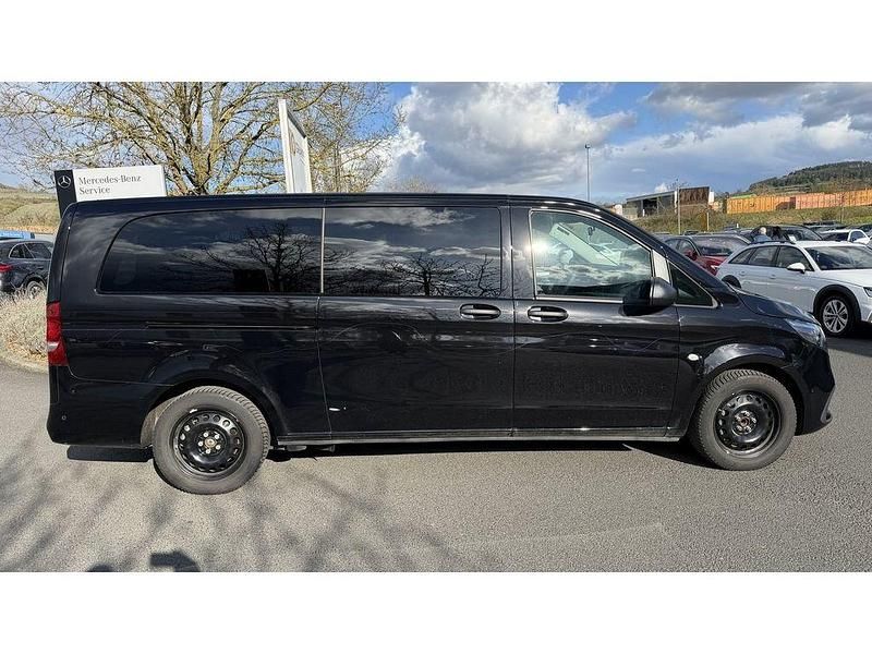 Gebraucht Mercedes Vito 163 PS (119 kW) 2025 Schwarz Van