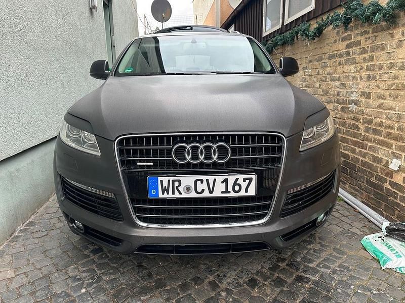 Schwarz Gebraucht 2006 Audi Q7 Sport SUV | 11.500 € (Fairer Preis) - Bild 1/4