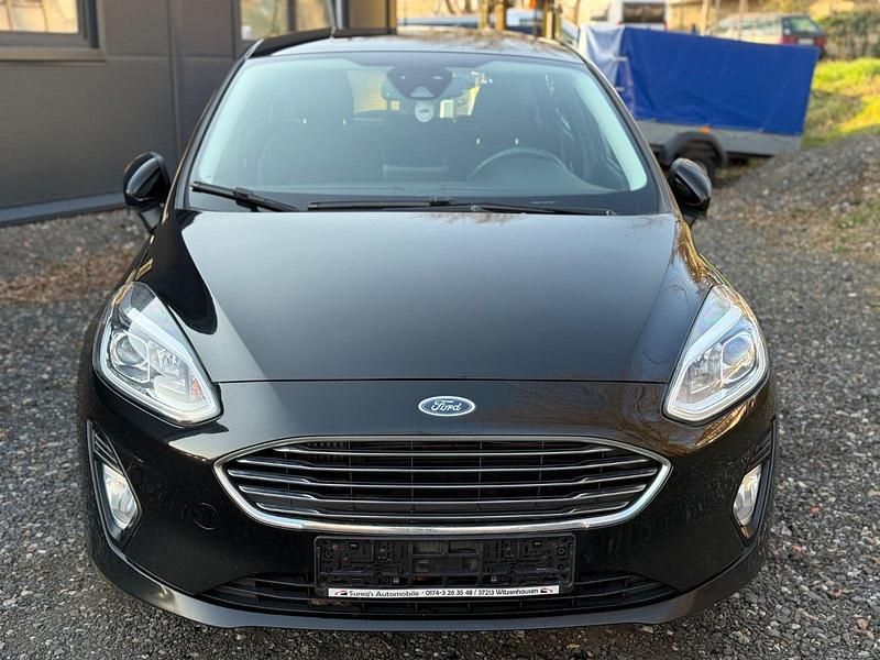 Gebraucht Ford Fiesta Titanium 101 PS (74 kW) 2017 Schwarz Kleinwagen