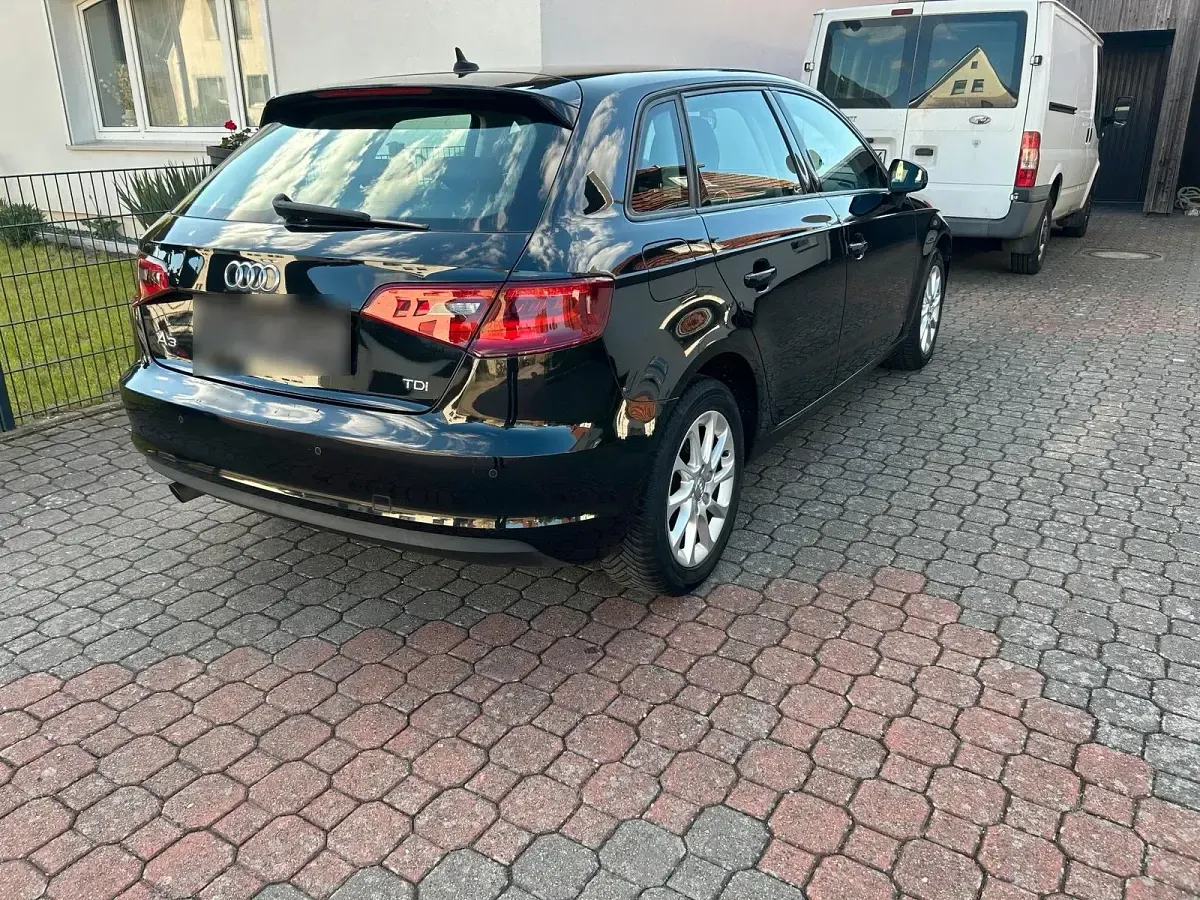 Second-hand Audi A3 110 CP (80 kW) 2016 Negru Berlinǎ
