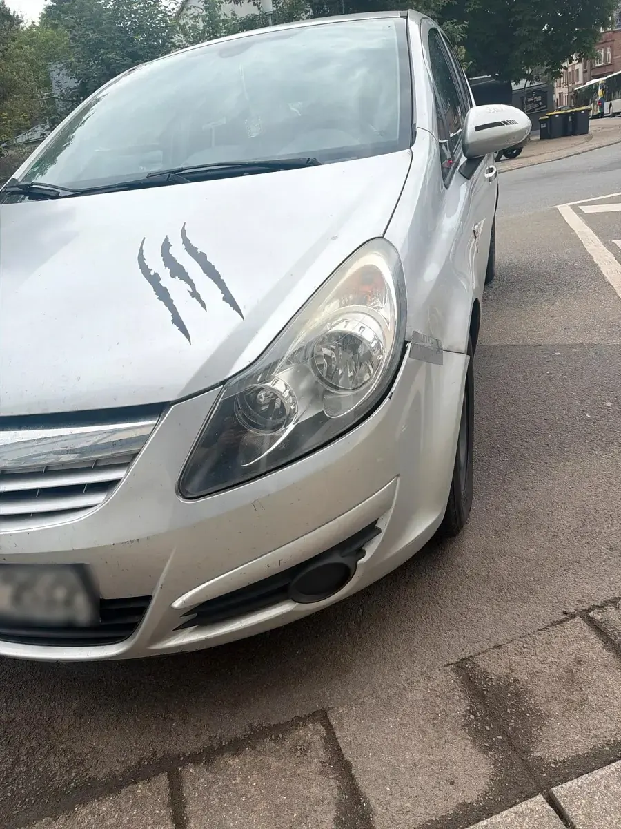 Gebraucht Opel Corsa 75 PS (55 kW) 2010 Grau Kleinwagen
