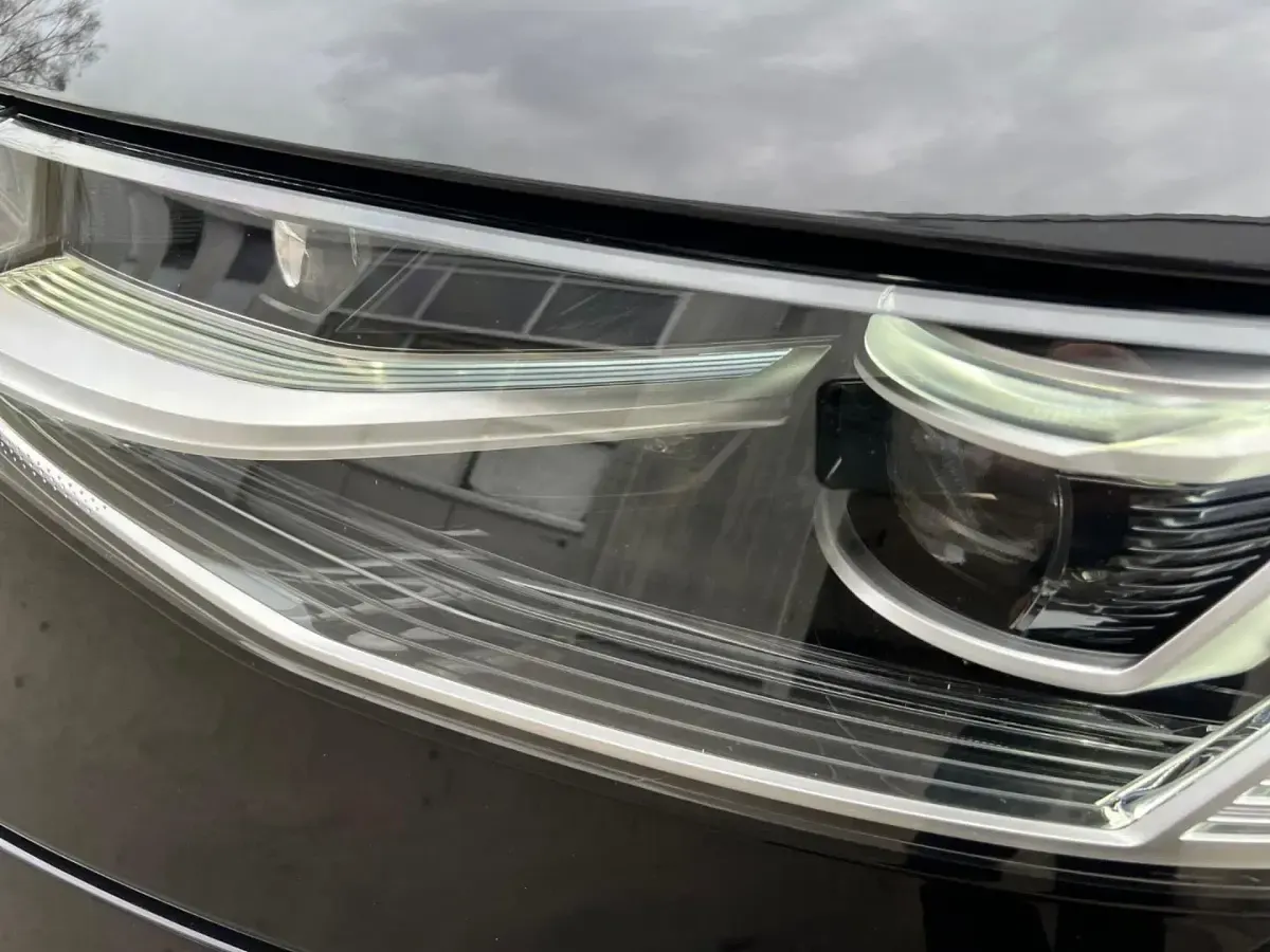 Gebraucht VW Multivan Style 218 PS (160 kW) 2021 Schwarz Van / Kleinbus