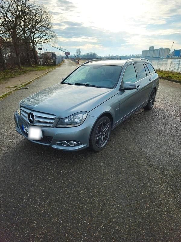 Gebraucht Mercedes C250 Avantgarde 204 PS (150 kW) 2012 Grau Kombi