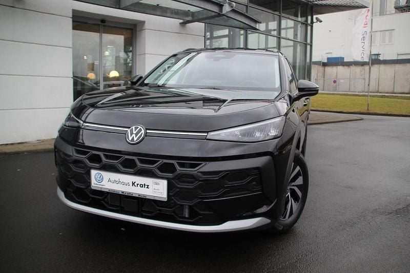 Neu VW T-Roc Life 116 PS (85 kW) 2026 Schwarz SUV