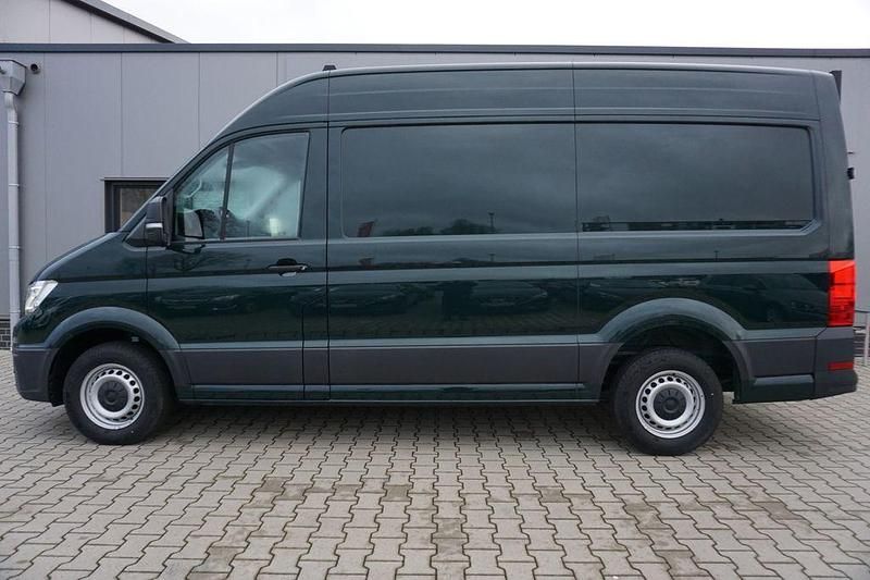 Gebraucht VW Crafter 140 PS (102 kW) 2023 Grün Van