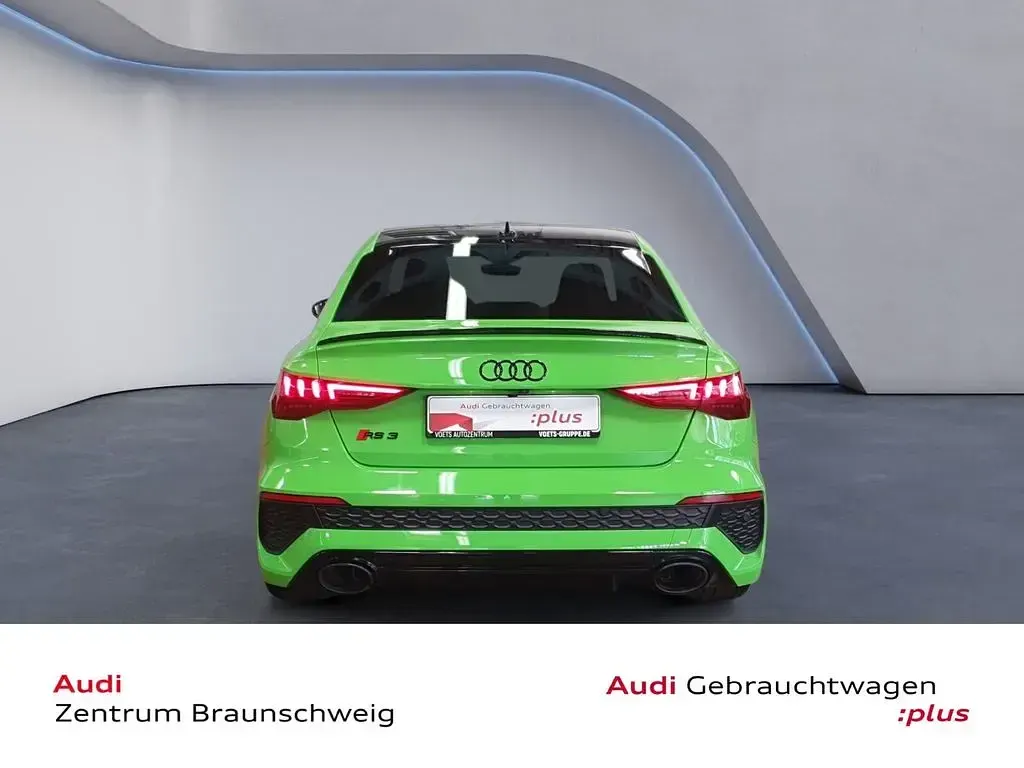 Gebraucht Audi RS3 Premium 400 PS (294 kW) 2023 Kyalamigrün Limousine