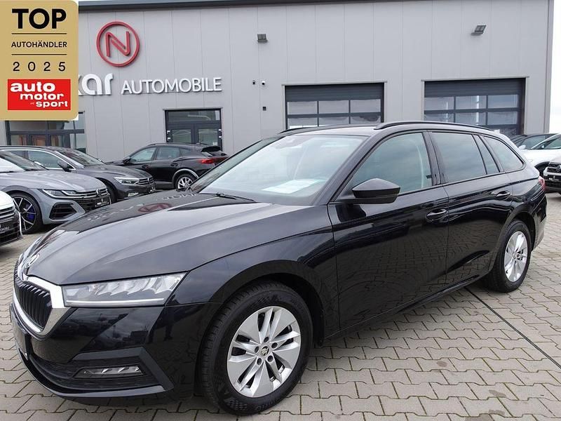 Schwarzmagic perleffekt Gebraucht 2022 Skoda Octavia Ambition Kombi | 19.780 € (Guter Preis) - Bild 1/4