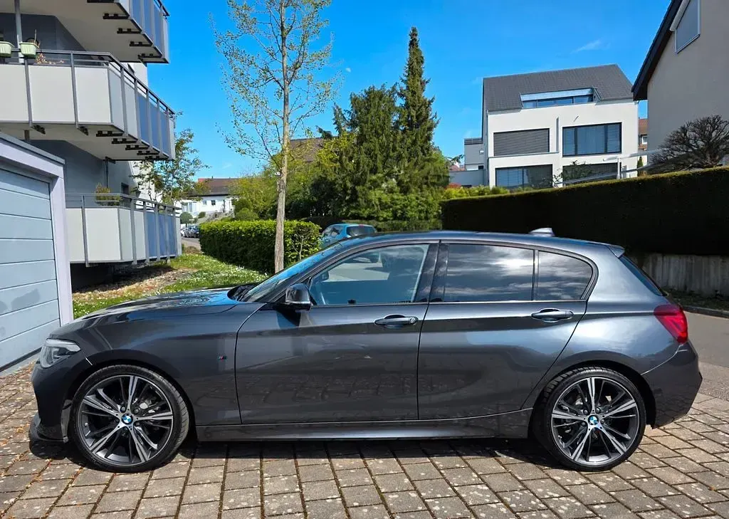 Gebraucht BMW 120 M Sport 190 PS (139 kW) 2016 Grau Kleinwagen