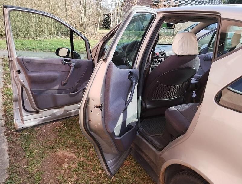 Gebraucht Mercedes A170 Elegance 90 PS (66 kW) 2000 Grau Van / Kleinbus