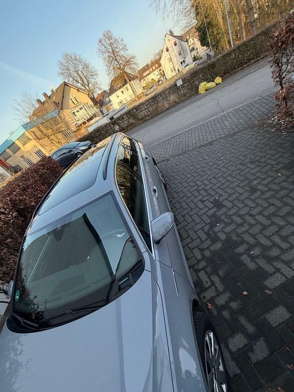 Gebraucht VW Passat Business 122 PS (89 kW) 2022 Grau Kombi