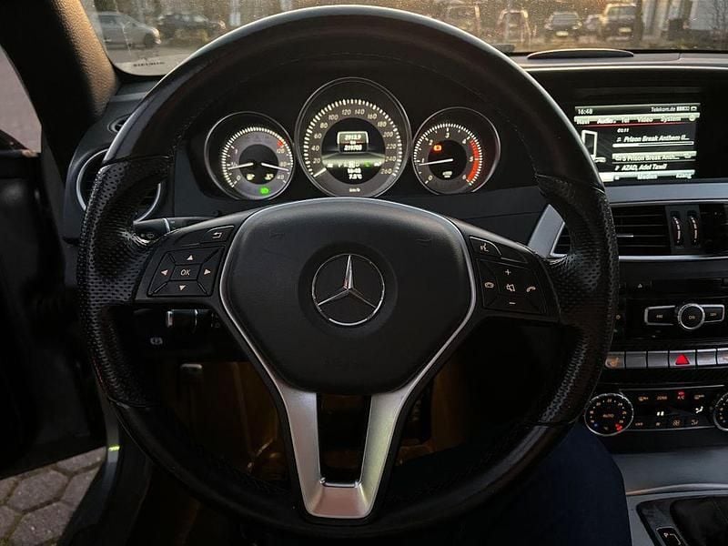 Gebraucht Mercedes C250 204 PS (150 kW) 2014 Silber Coupé