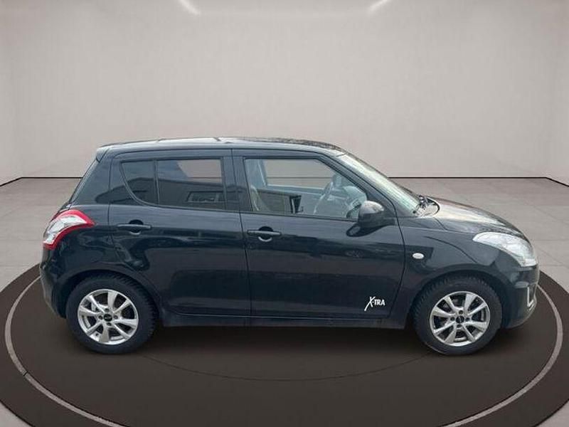 Gebraucht Suzuki Swift X-TRA 94 PS (69 kW) 2015 Schwarz Kleinwagen