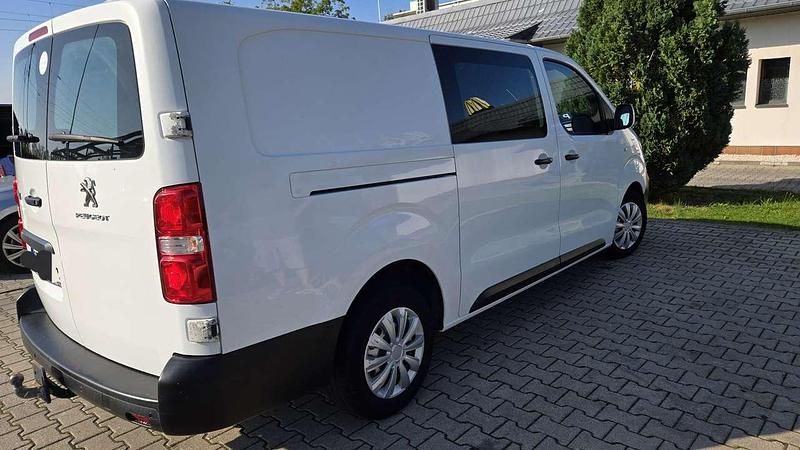 Gebraucht Peugeot Expert 163 PS (119 kW) 2017 Van
