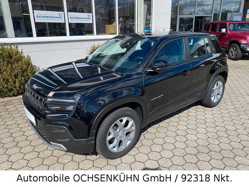 Gebraucht Jeep Avenger Altitude 101 PS (74 kW) 2024 Volcanoblack SUV