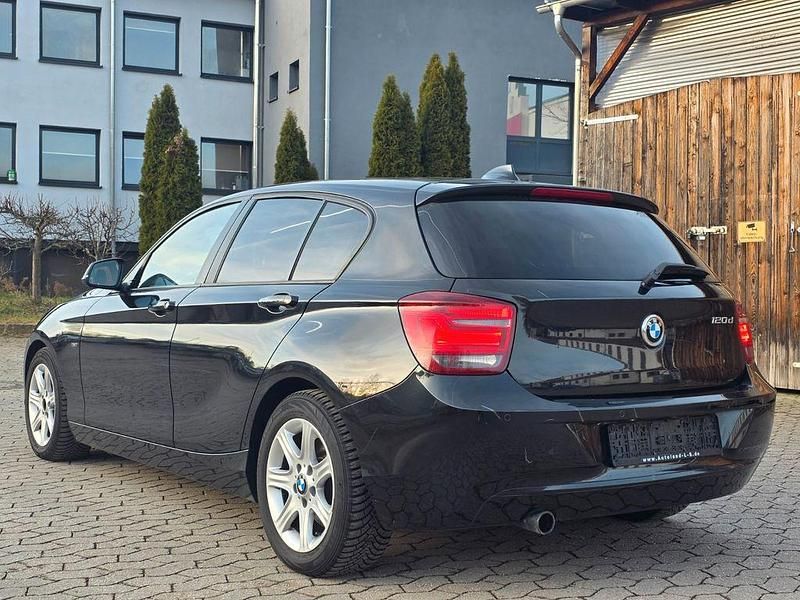 Gebraucht BMW 120 Comfort Edition 184 PS (135 kW) 2012 Schwarz Kleinwagen