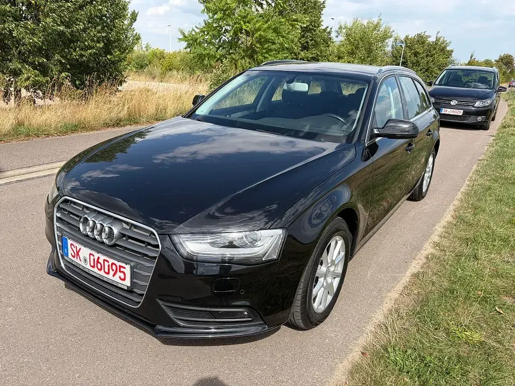 Gebraucht Audi A4 Attraction 150 PS (110 kW) 2015 Schwarz Kombi