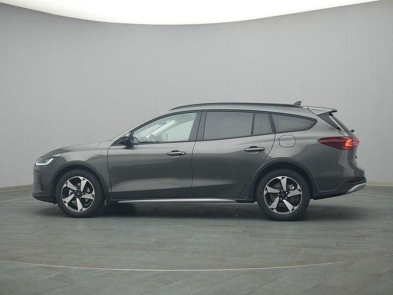 Neu Ford Focus Active X 155 PS (114 kW) 2025 Grau Limousine
