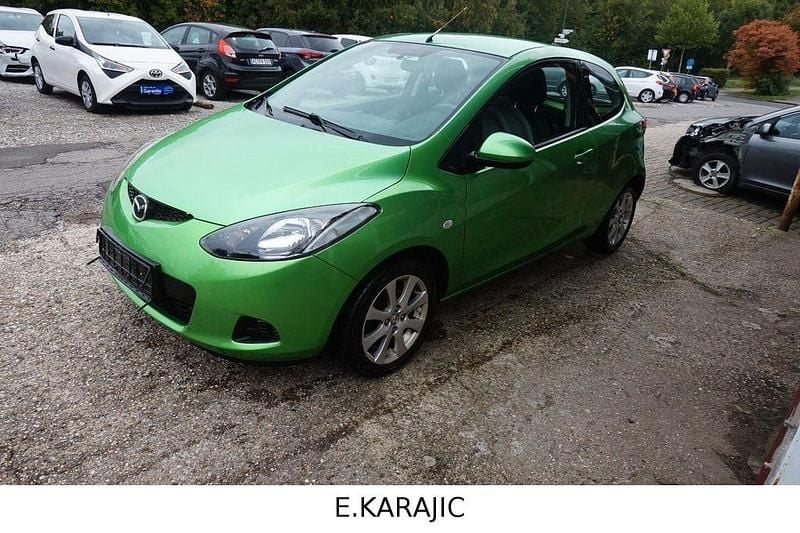 Grün Gebraucht 2008 Mazda 2 Inclusive Kleinwagen | 1.990 € (Etwas zu teuer) - Bild 1/4
