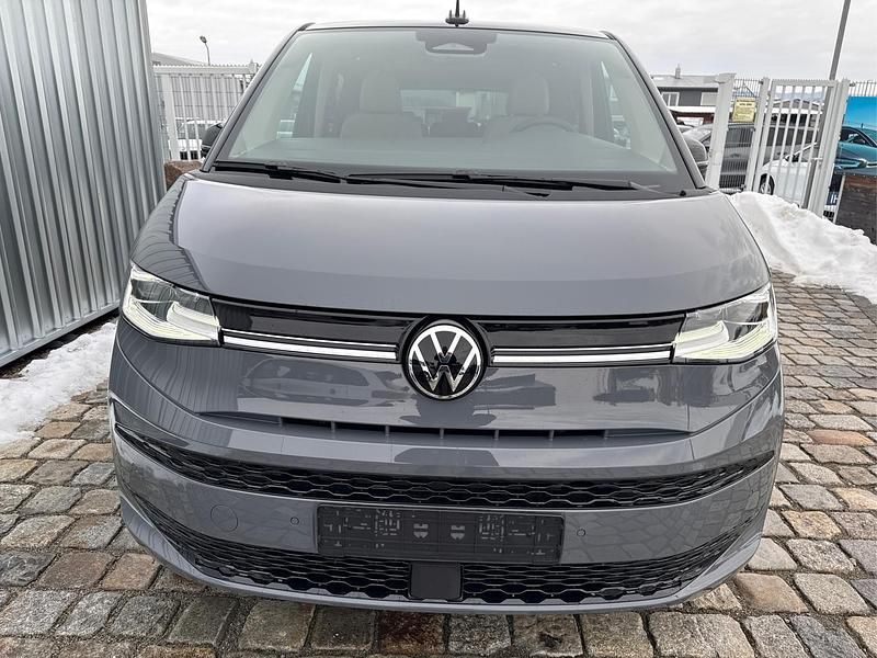 Neu VW Multivan Business 150 PS (110 kW) 2026 Puregrey Van