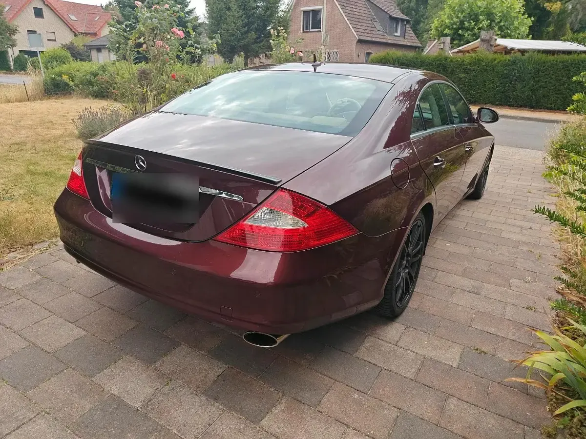 Gebraucht Mercedes CLS350 292 PS (214 kW) 2007 Rot Coupé