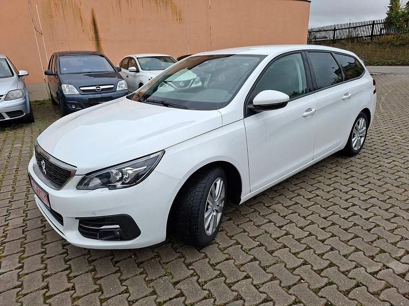 Weiß Gebraucht 2018 Peugeot 308 Business-Line Kombi | 5.950 € (Superpreis) - Bild 1/4