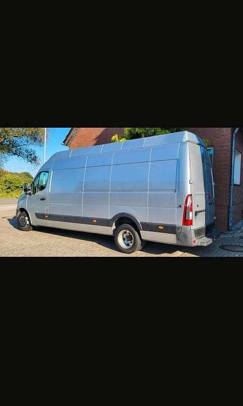 Gebraucht Opel Movano 150 PS (110 kW) 2013 Silber Van